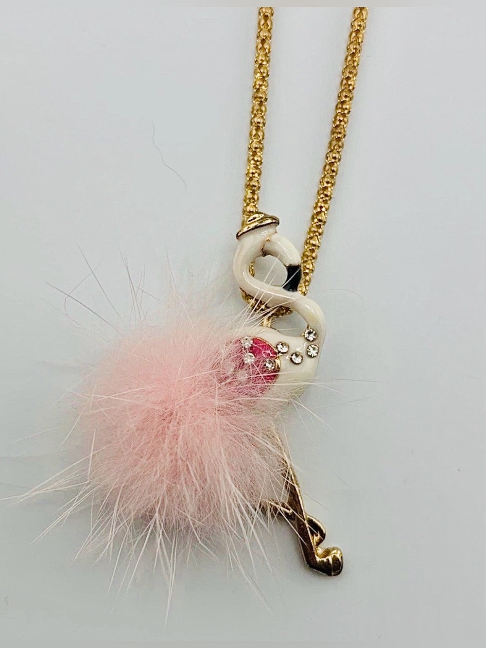Betsey Johnson PINK Feather+
Crystal Adorned FLAMINGO
Gold Pendant NECKLACE NWOT